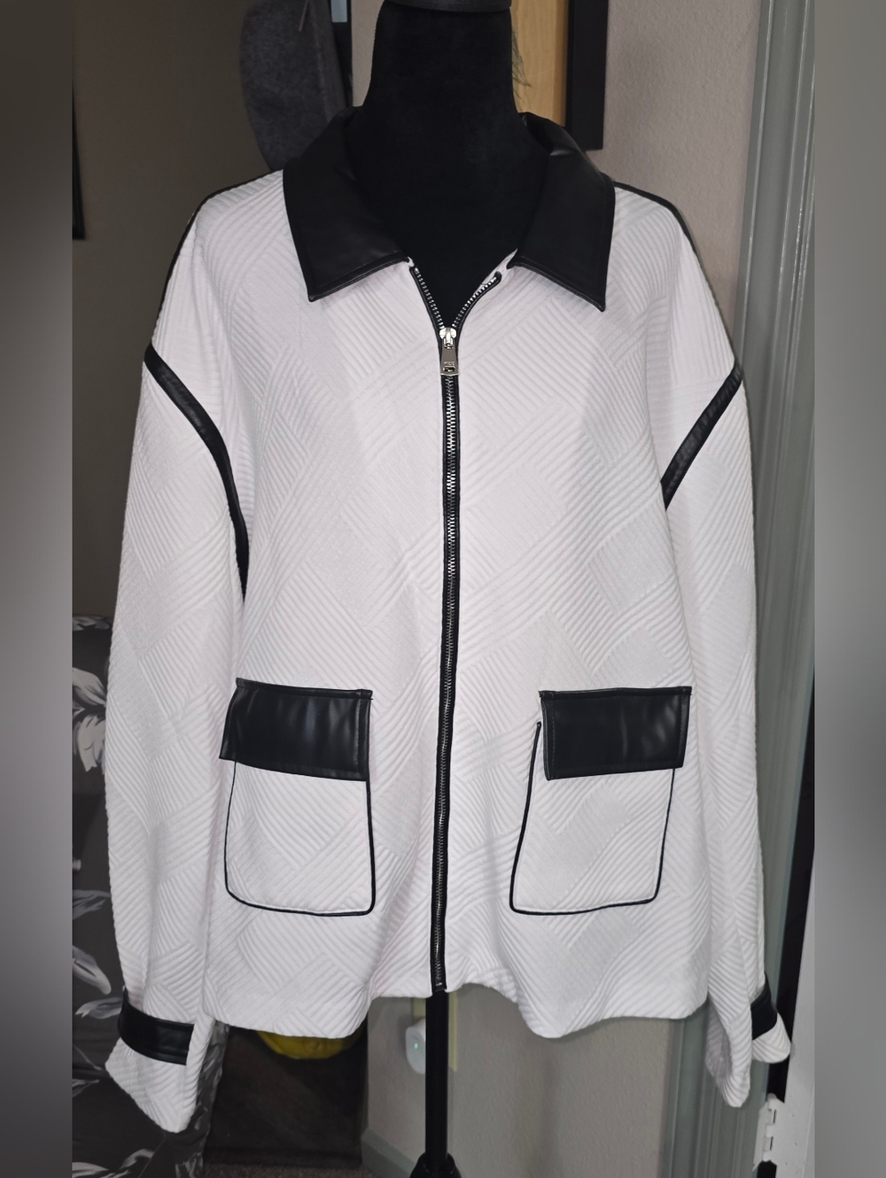 Kate & Mallory White Quilted Jacket with Black Faux Leather Trim